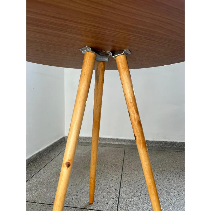 Mesa de jantar 4 lugares de cozinha ou sala redonda